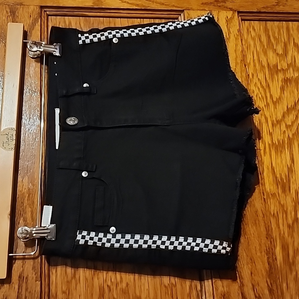 Almost famous shorts